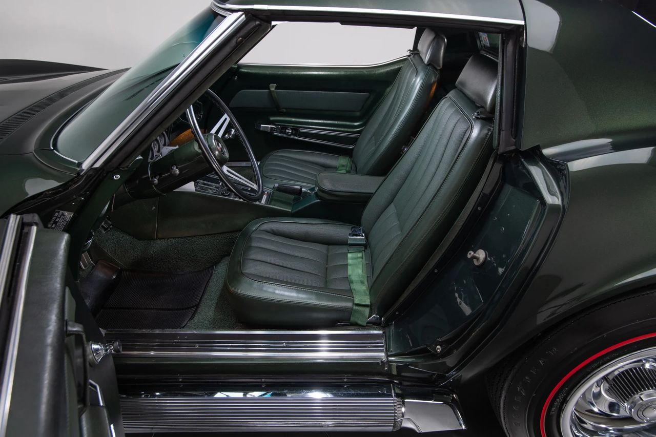 New for 1969, head restraints became standard equipment in the Corvette cabin, responding to evolving federal safety regulations. Integrated cleanly atop the bucket seats, they offered protection without compromising the car’s sleek interior design or visibility. In typical Corvette fashion, even mandated safety features were folded into the overall aesthetic with purpose and restraint. The result: a cockpit that remained focused, functional, and unmistakably performance-driven.