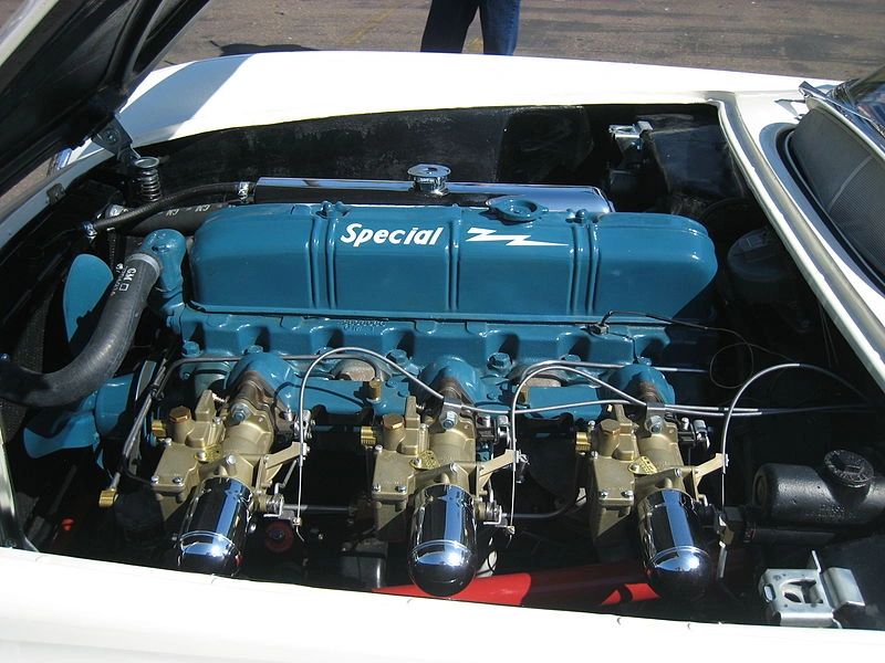 The 1953 Corvette was powered by a "Blue Flame" inline-six engine, not a V8. This engine, borrowed from Chevrolet's sedan lineup and modified, produced 150 horsepower. While it was an inline-six, it was a step up from the standard 235 cubic inch "Stovebolt" engine, thanks to upgrades like a high-compression cylinder head, a more aggressive camshaft, and three side-draft carburetors. 