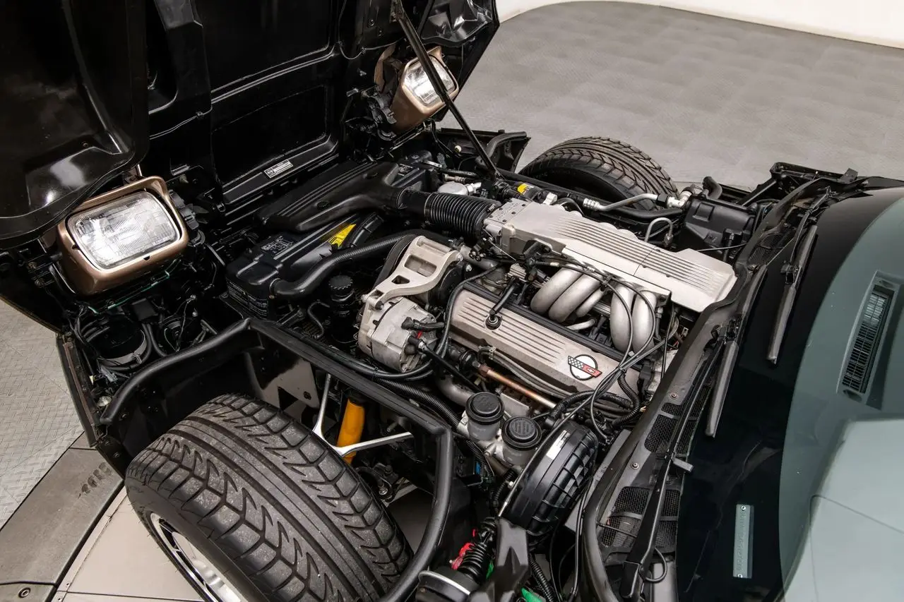 The L98 engie with Tuned Port Fuel Injection (seen here) replaced the earlier L83 engine with Cross-Fire Injection on the 1984 Corvette.  The updated powerplant gave the 1985 Corvette a much-needed boost in horesepower.