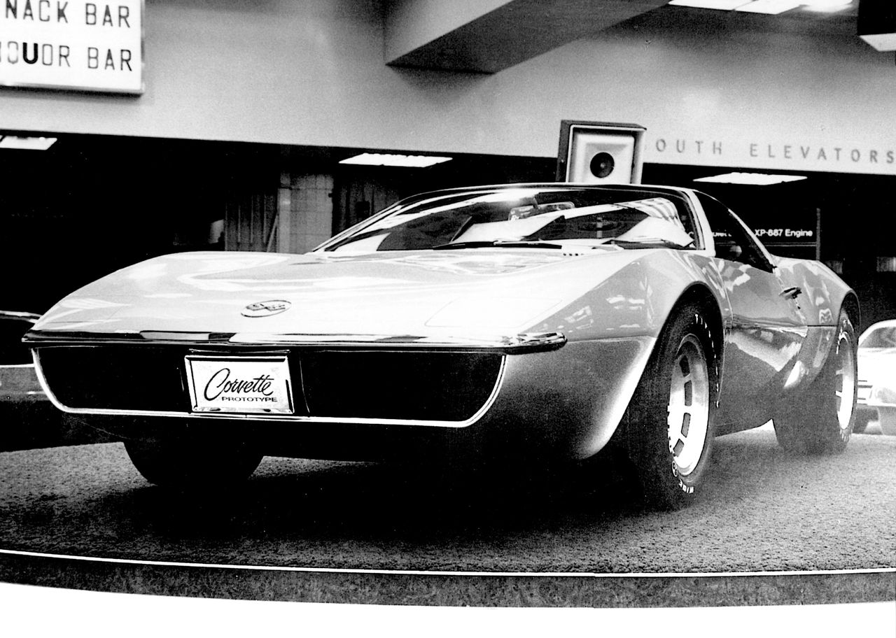 When car magazines talked about the 1973 Corvette, they kept circling back to the 1970 XP-882 concept like it was a prophecy they almost missed. Publications loved how low, futuristic, and aerodynamic it looked, and many treated it as the moment Chevy silently signaled a new design direction. Writers “latched” onto it because it felt like the bridge between the wild chrome-edged concept era and the more regulated 1973 production reality. Some outlets even framed 1973 as the year Detroit finally started catching up to the vision XP-882 previewed three years earlier. The concept became an easy shorthand for explaining why 1973 looked so different — and why the Corvette story still felt ahead of its time. (Image courtesy of GM Media LLC)