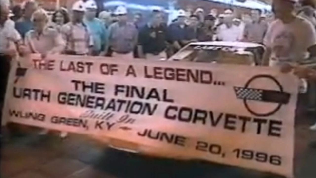 The line slows to a hush as Bowling Green signs off on a generation. Team members hoist a hand-painted banner—“THE LAST OF A LEGEND… THE FINAL FOURTH GENERATION CORVETTE”—and ease the car past, applause echoing off the rafters. Dated June 20, 1996, it’s the moment the C4 takes its bow and the baton quietly passes to the future.