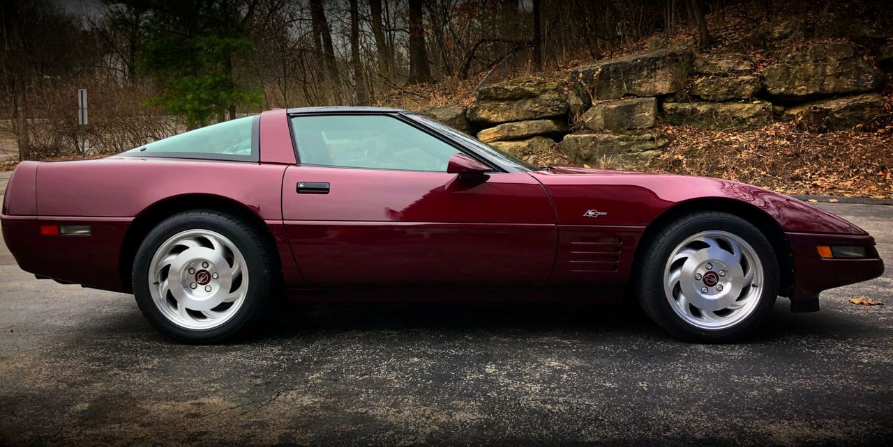 Chevrolet marked Corvette’s ruby jubilee in 1993 with the 40th Anniversary Edition (RPO Z25)—a commemorative package offered on coupe, convertible, and even the ZR-1 that wrapped the C4 in rich Ruby Red Metallic with a matching Ruby leather cockpit. Subtle but classy details set it apart: “40th Anniversary” fender badges, embroidered seat headrests, color-keyed wheel center caps on the sawblade alloys, and (on ragtops) a Ruby cloth top. Under the skin it remained the sharp, 300-hp LT1 C4 we love—meaning the 40th is equal parts milestone and driver’s car, a tasteful celebration of four decades of America’s Sports Car. (Image courtesy of reddit user archaeauto)